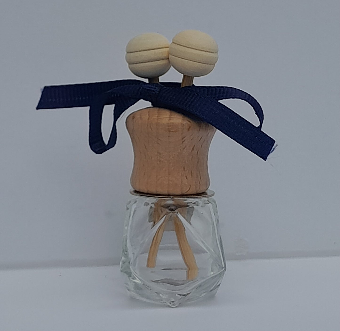 Mini Diffuser with 9 fragrances to choose from
